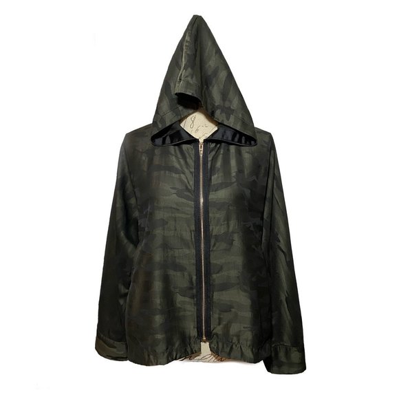 Blank NYC Jackets & Blazers - Blank NYC High-Low Windbreaker Camouflage Satin Hooded Jacket Size S